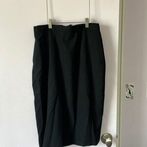 Classic pencil skirt- no brand in very good condition solid black